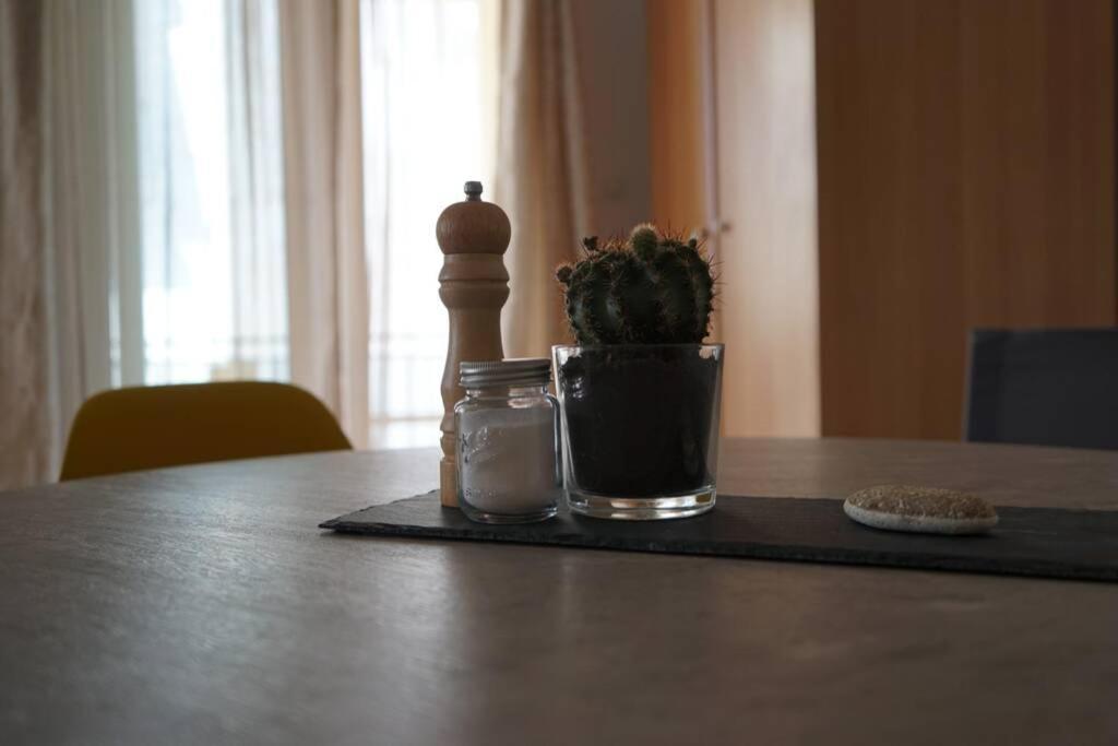 Γ3 - The Weekend Getaway One Apartment Aigio Exterior photo
